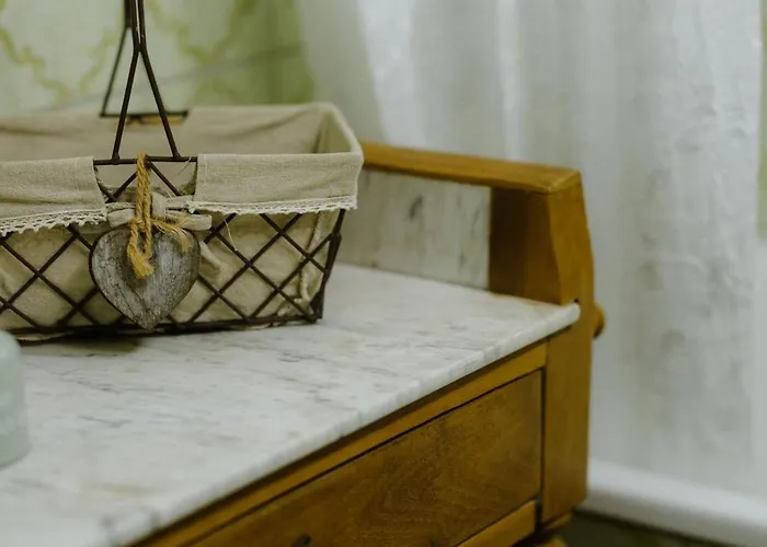 Apartment Bijou Beatus - Lakeview Sunset Retreat *