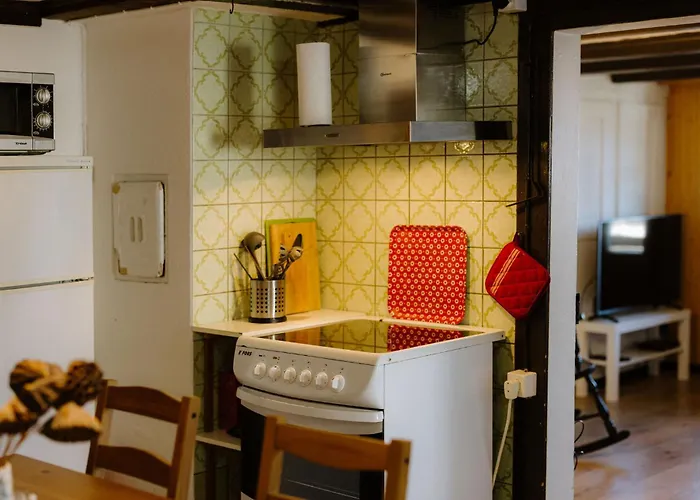 Bijou Beatus - Lakeview Sunset Retreat Apartment Merligen