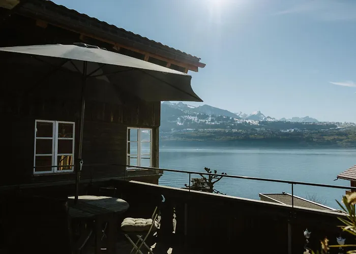 Bijou Beatus - Lakeview Sunset Retreat Lägenhet *